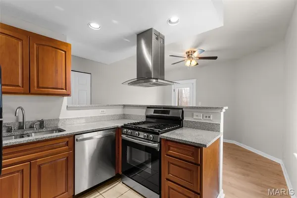 $199,900 | 5803 Waterman Boulevard, Unit 1E, St. Louis, MO 63112
