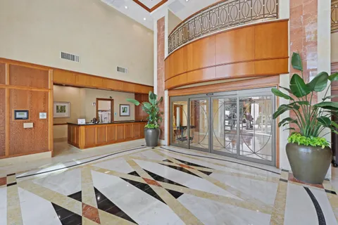 $1,295,000 | 347 North New River Drive East, Unit PH 4, Fort Lauderdale, FL 33301