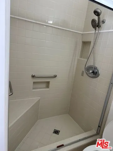 $4,500 | 5368 Crebs Avenue, Tarzana, CA 91356