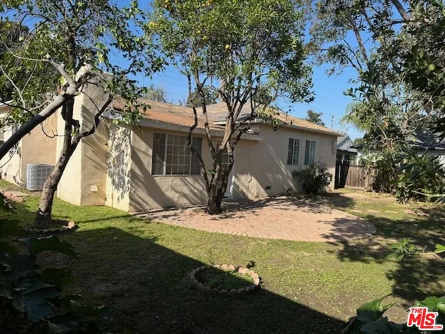 $4,500 | 5368 Crebs Avenue, Tarzana, CA 91356