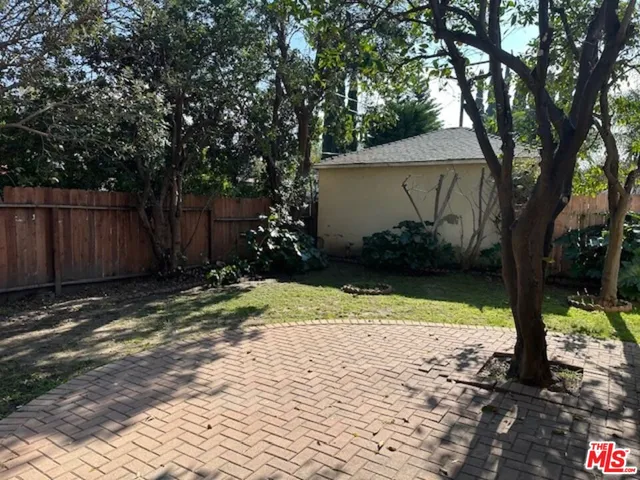 $4,500 | 5368 Crebs Avenue, Tarzana, CA 91356