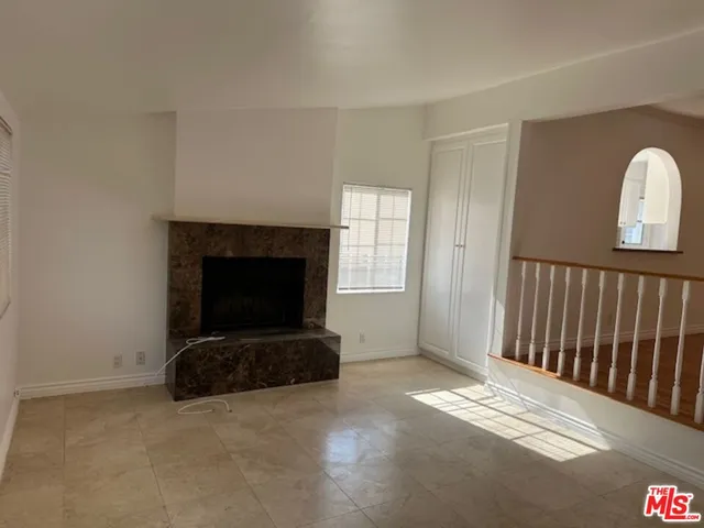 $4,500 | 5368 Crebs Avenue, Tarzana, CA 91356