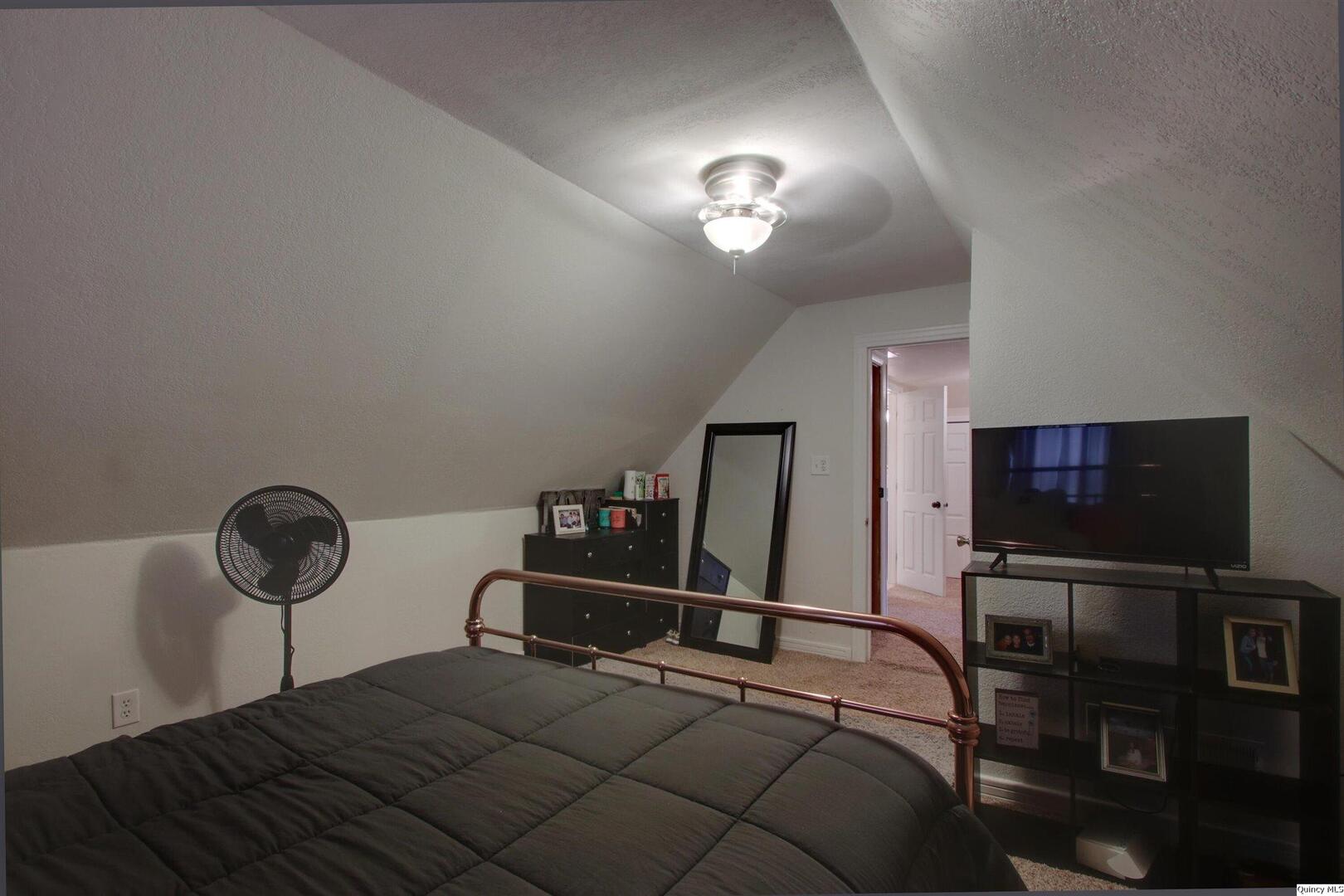 704 South 16th Street Quincy, IL 62301 - Photo 19 of 25