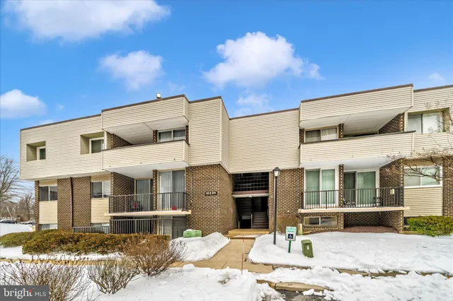 $219,102 | 10234 Prince Place, Unit 17102, Upper Marlboro, MD 20774