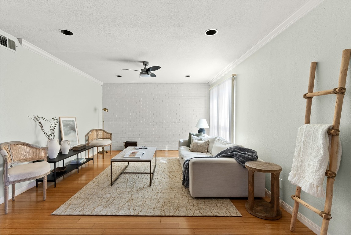 900 South Lamar Boulevard, Unit 307, Austin, TX 78704 Compass