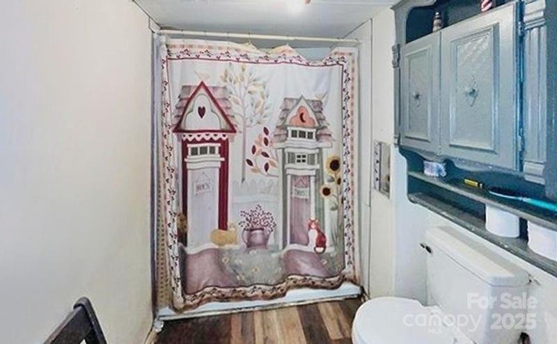 538 6th Street Chester, SC 29706 - Photo 18 of 22 a view of bathroom