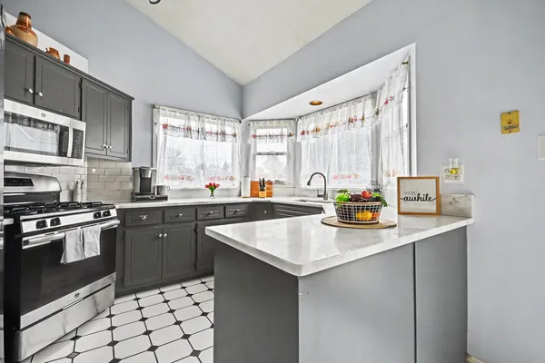 $354,900 | 3322 Theodore Street, Joliet, IL 60431