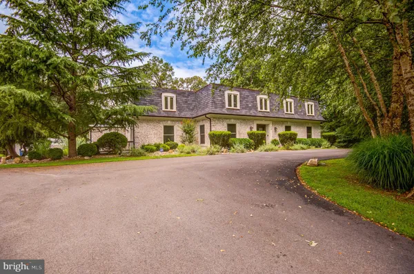$4,000,000 | 11501 Skipwith Lane, Potomac, MD 20854
