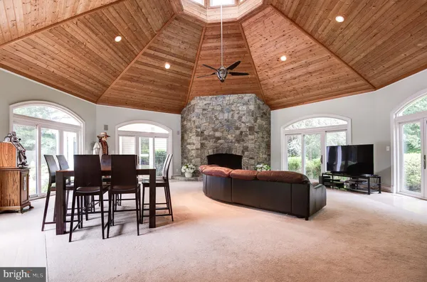 $4,000,000 | 11501 Skipwith Lane, Potomac, MD 20854
