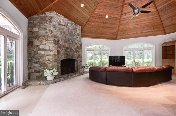 $4,000,000 | 11501 Skipwith Lane, Potomac, MD 20854