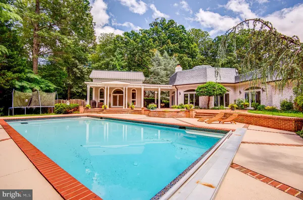 $4,000,000 | 11501 Skipwith Lane, Potomac, MD 20854