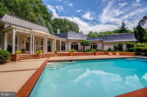 $4,000,000 | 11501 Skipwith Lane, Potomac, MD 20854