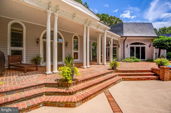 $4,000,000 | 11501 Skipwith Lane, Potomac, MD 20854