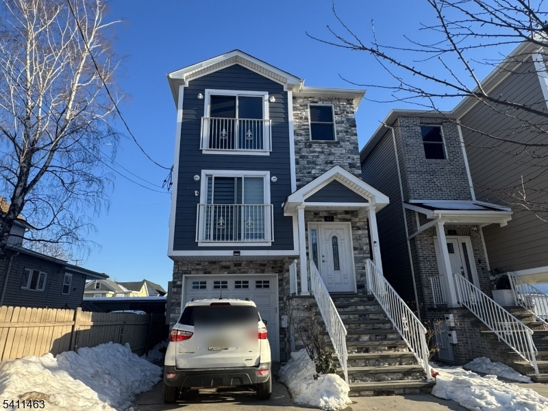 64 Delaware Street Elizabeth Port, NJ 07206 - Photo 1 of 10