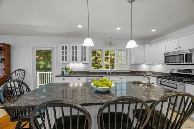 $1,050,000 | 783 Santuit-newton, Cotuit, MA 02635