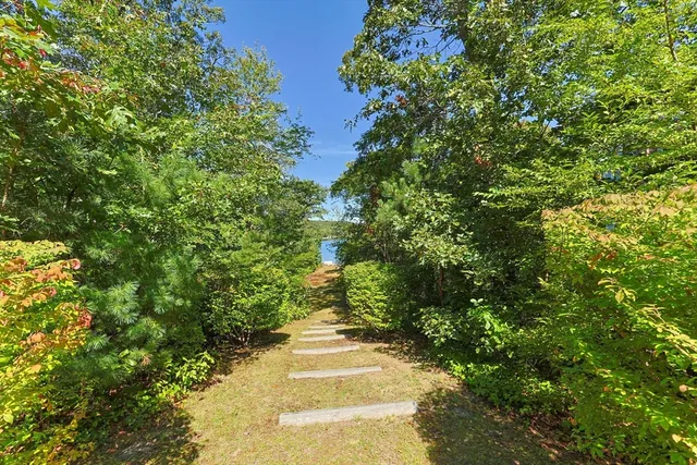 $1,050,000 | 783 Santuit-newton, Cotuit, MA 02635