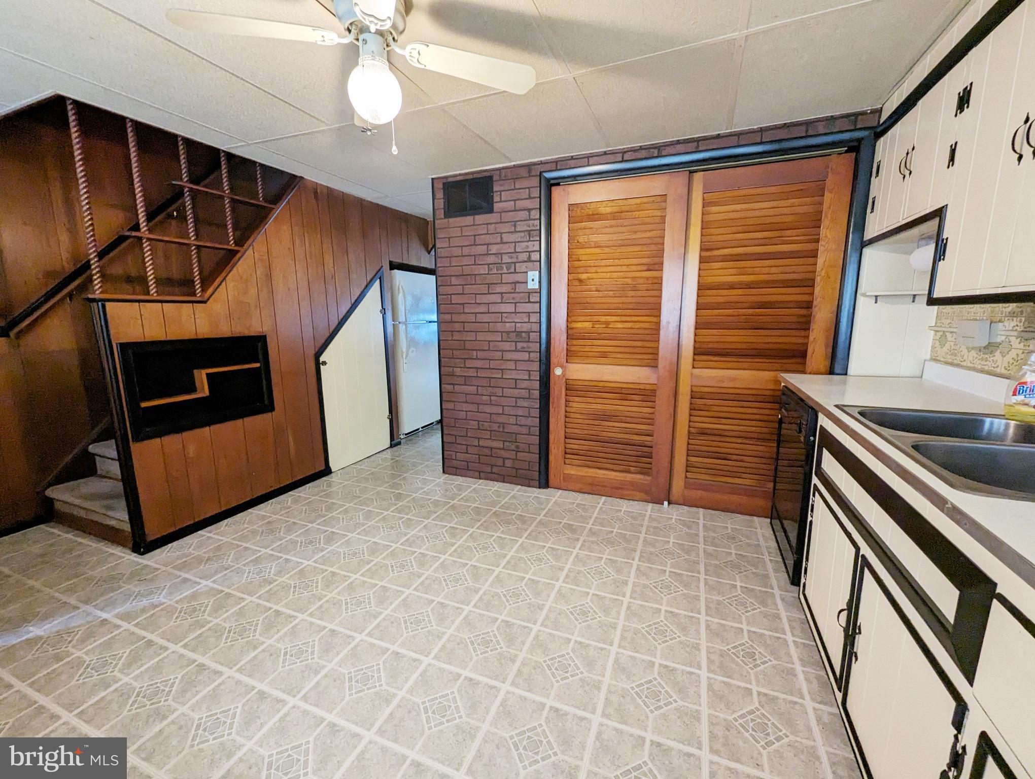 3193 Bero Road Halethorpe, MD 21227 - Photo 6 of 20
