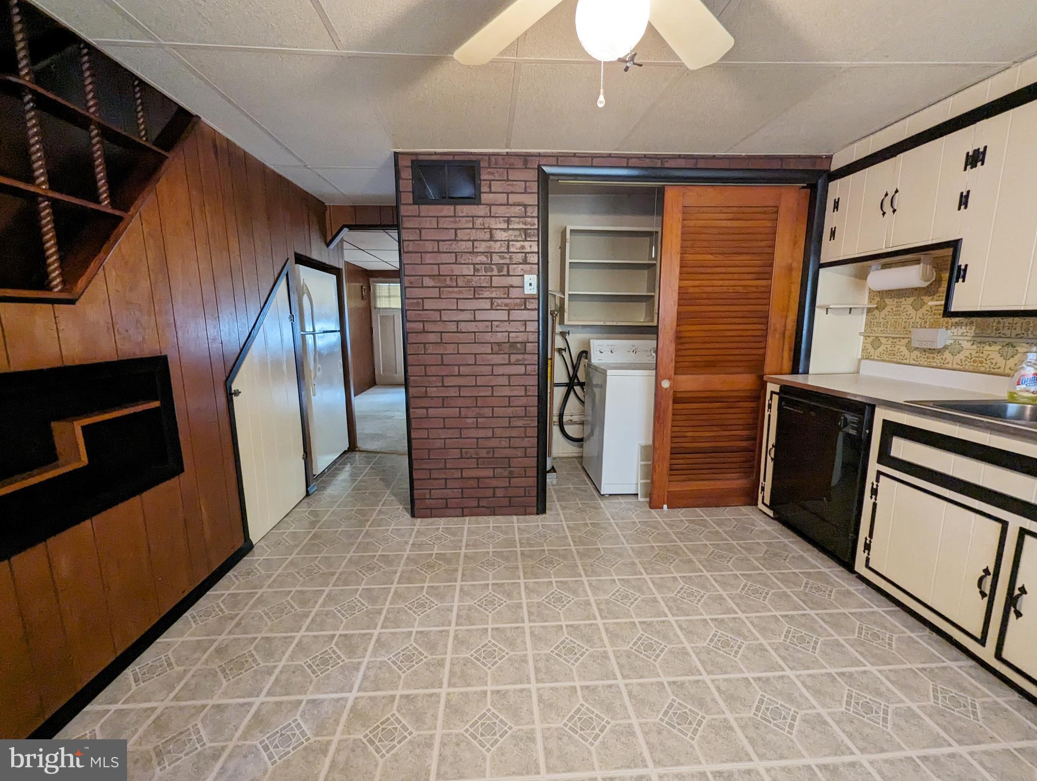 3193 Bero Road Halethorpe, MD 21227 - Photo 7 of 20