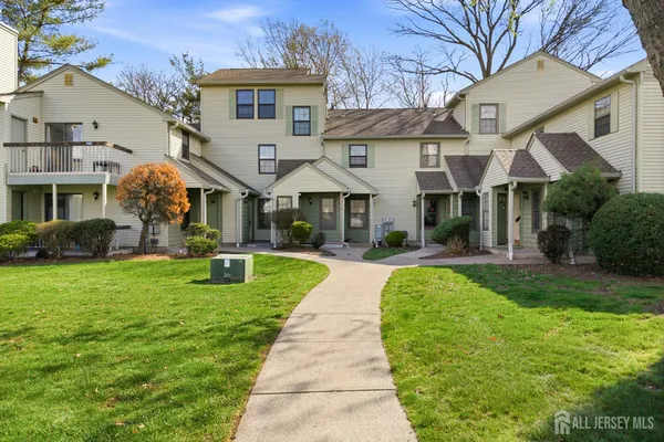 $335,000 | 1507 Woodbridge Commons Way, Iselin, NJ 08830