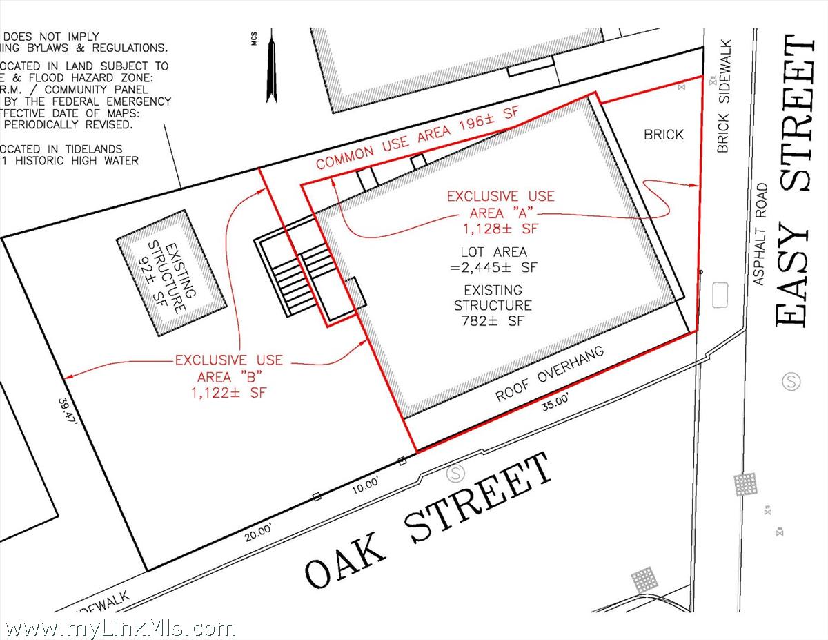 26 Easy Street, Unit B Nantucket, MA 02554 - Photo 3 of 3 a close up of a street sign
