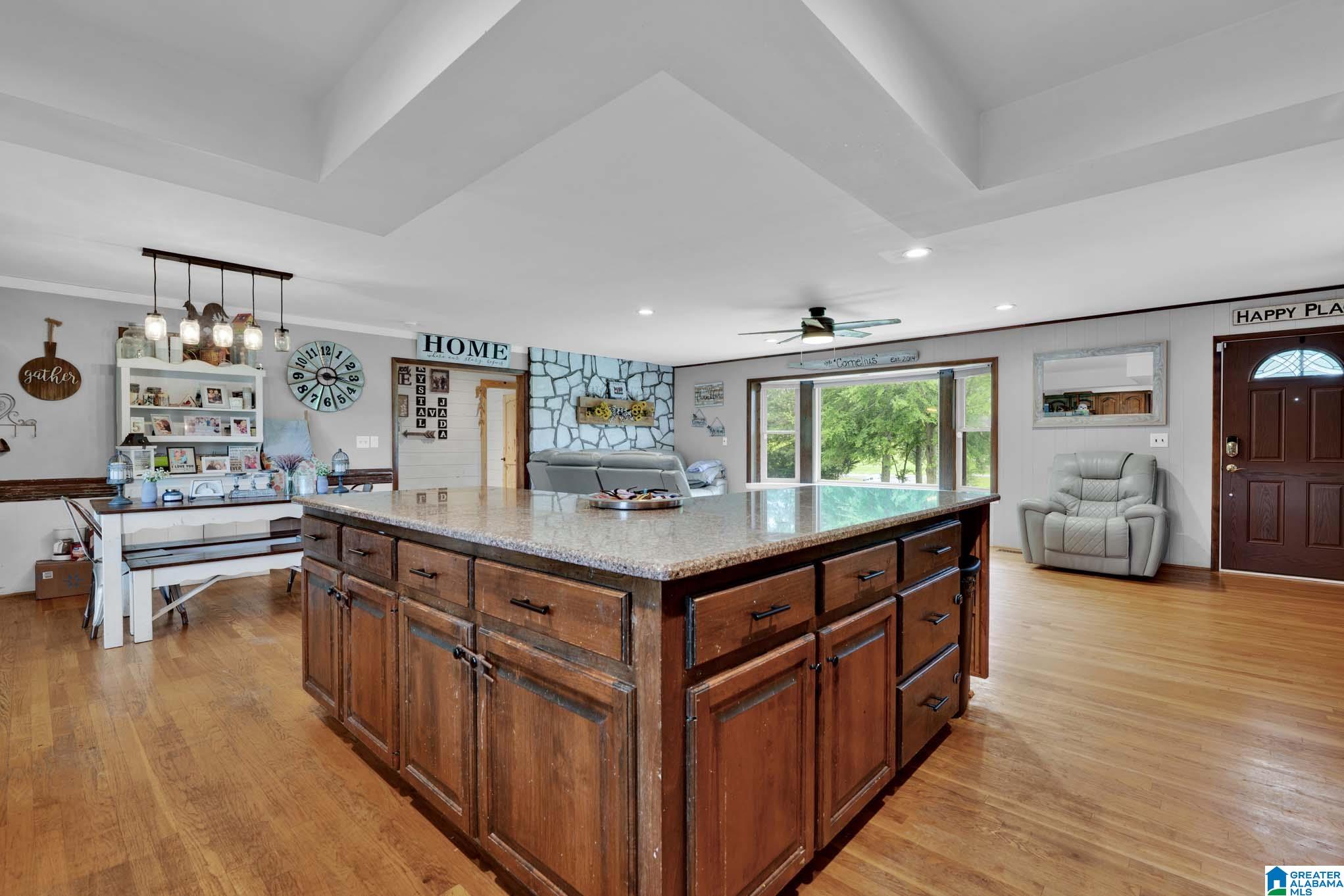 2270 Five Points Road Cleveland, AL 35049 - Photo 6 of 63