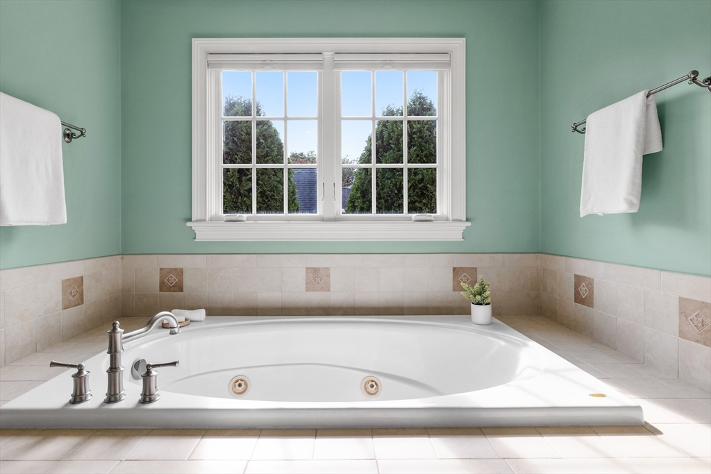 9 Journeys End Lane, Unit 9 Lexington, MA 02421 - Photo 19 of 38