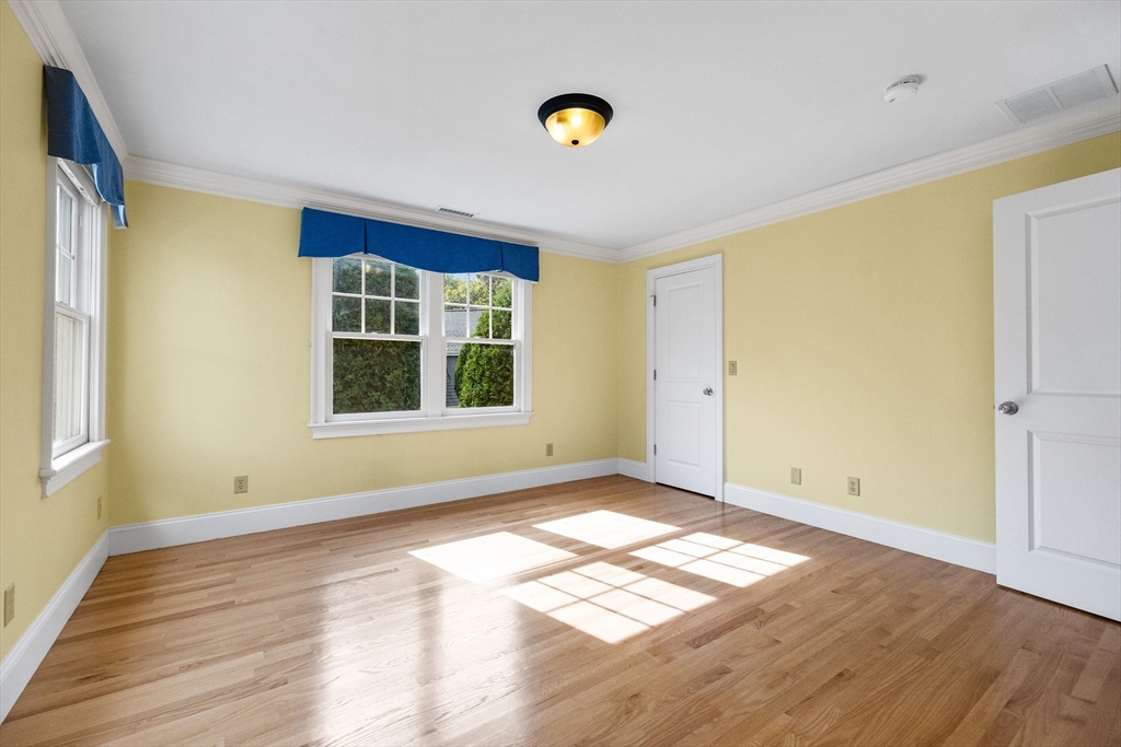 9 Journeys End Lane, Unit 9 Lexington, MA 02421 - Photo 21 of 38