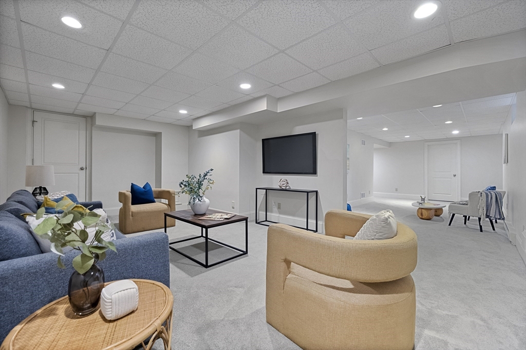 9 Journeys End Lane, Unit 9 Lexington, MA 02421 - Photo 28 of 38