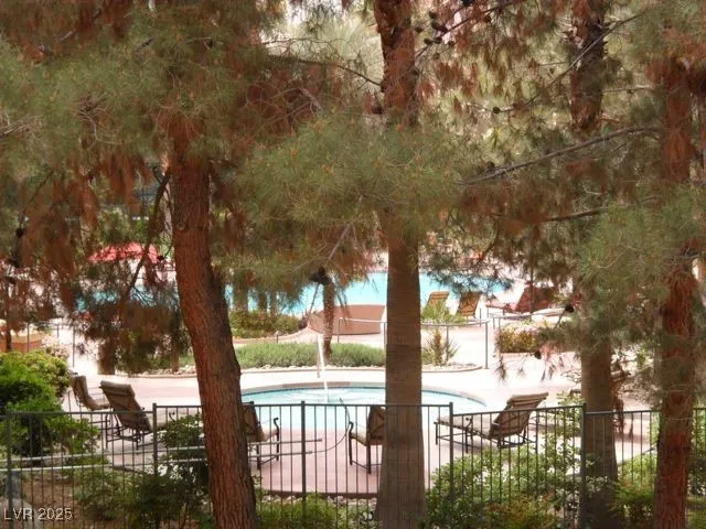 $2,295 | 260 East Flamingo Road, Unit 114, Las Vegas, NV 89169