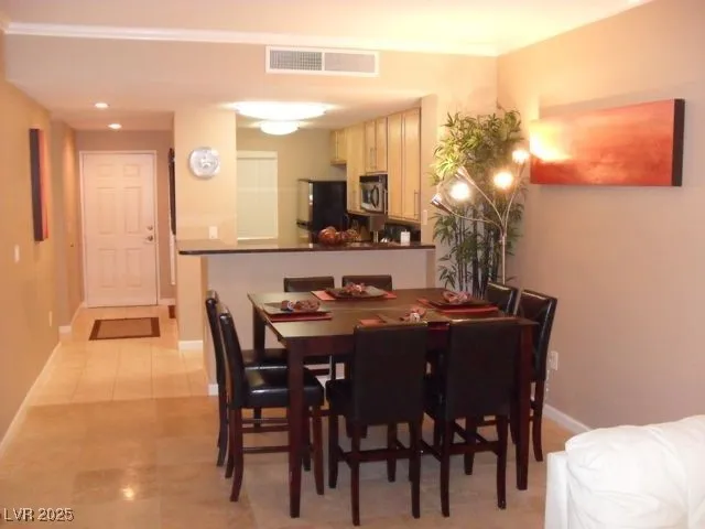 $2,295 | 260 East Flamingo Road, Unit 114, Las Vegas, NV 89169