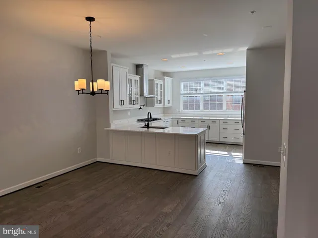 $5,000 | 620 Leigh Wy., Oxon Hill, MD 20745