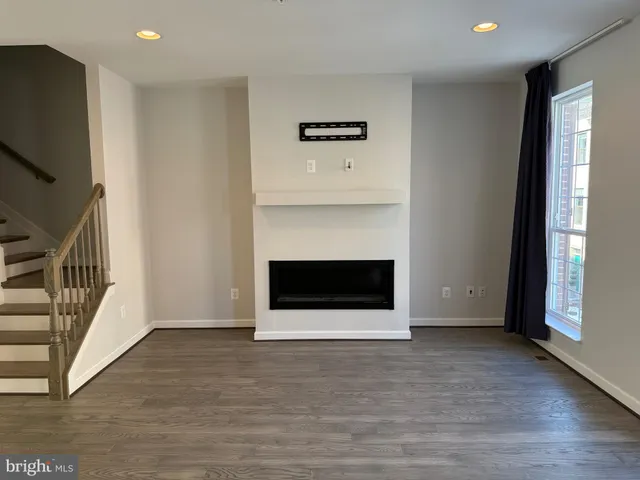 $5,000 | 620 Leigh Wy., Oxon Hill, MD 20745