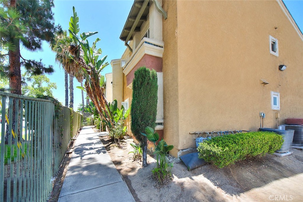 760 Rimpau Avenue, Unit 102 Corona, CA 92879 - Photo 27 of 32