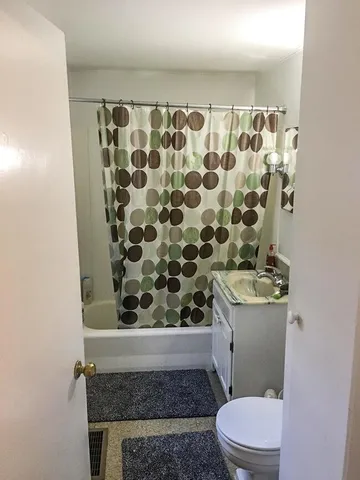 $452,600 | 282 Skunk Hollow Road, Hartland, VT 05048