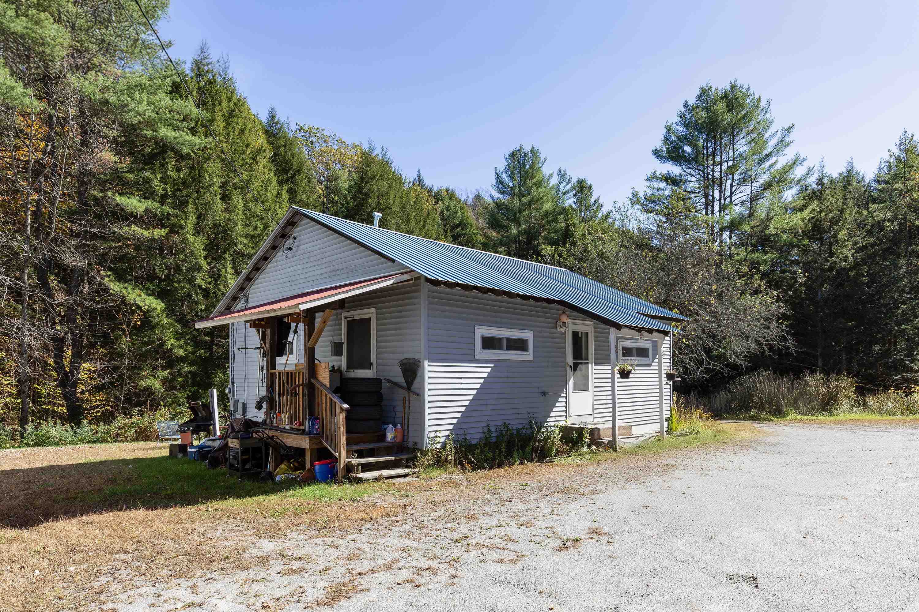 282 Skunk Hollow Road Hartland, VT 05048 - Photo 5 of 24
