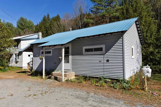 $452,600 | 282 Skunk Hollow Road, Hartland, VT 05048