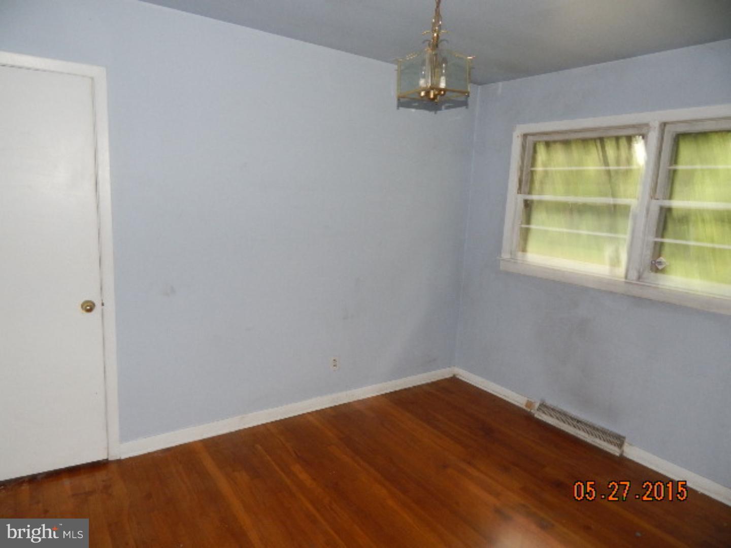105 Forklanding Road Cinnaminson, NJ 08077 - Photo 9 of 11 Gallery Image 9