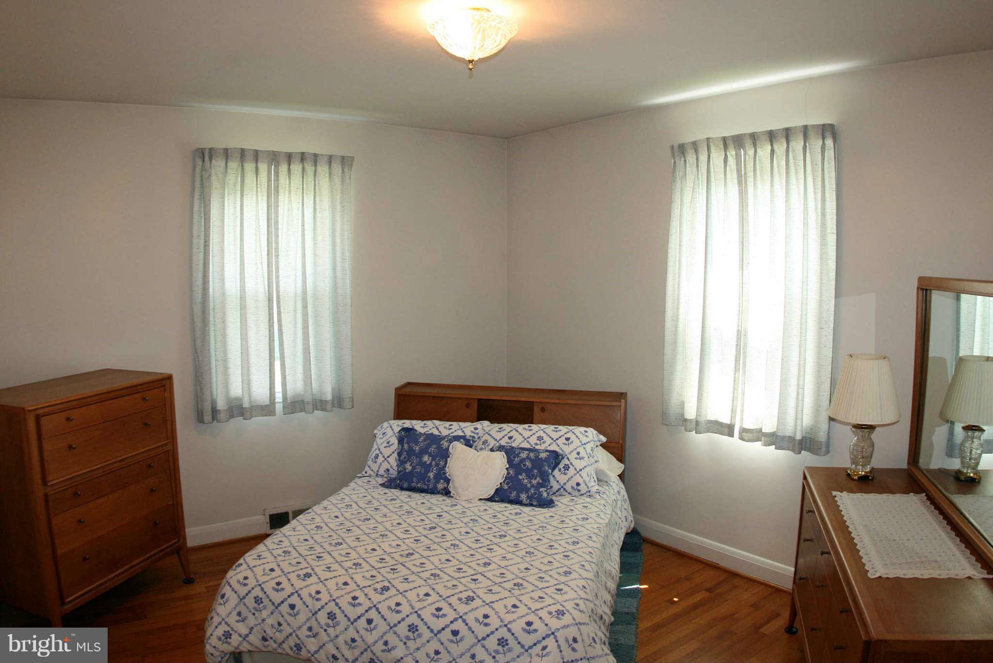 1545 Lister Road Baltimore, MD 21227 - Photo 12 of 30 Bedroom
