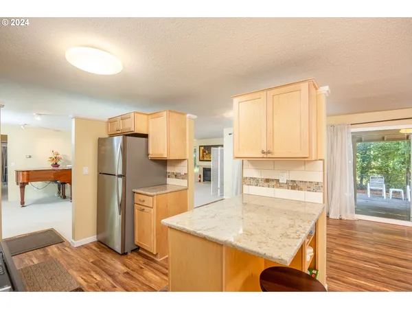 $520,000 | 804 Northeast 174th Avenue, Portland, OR 97230