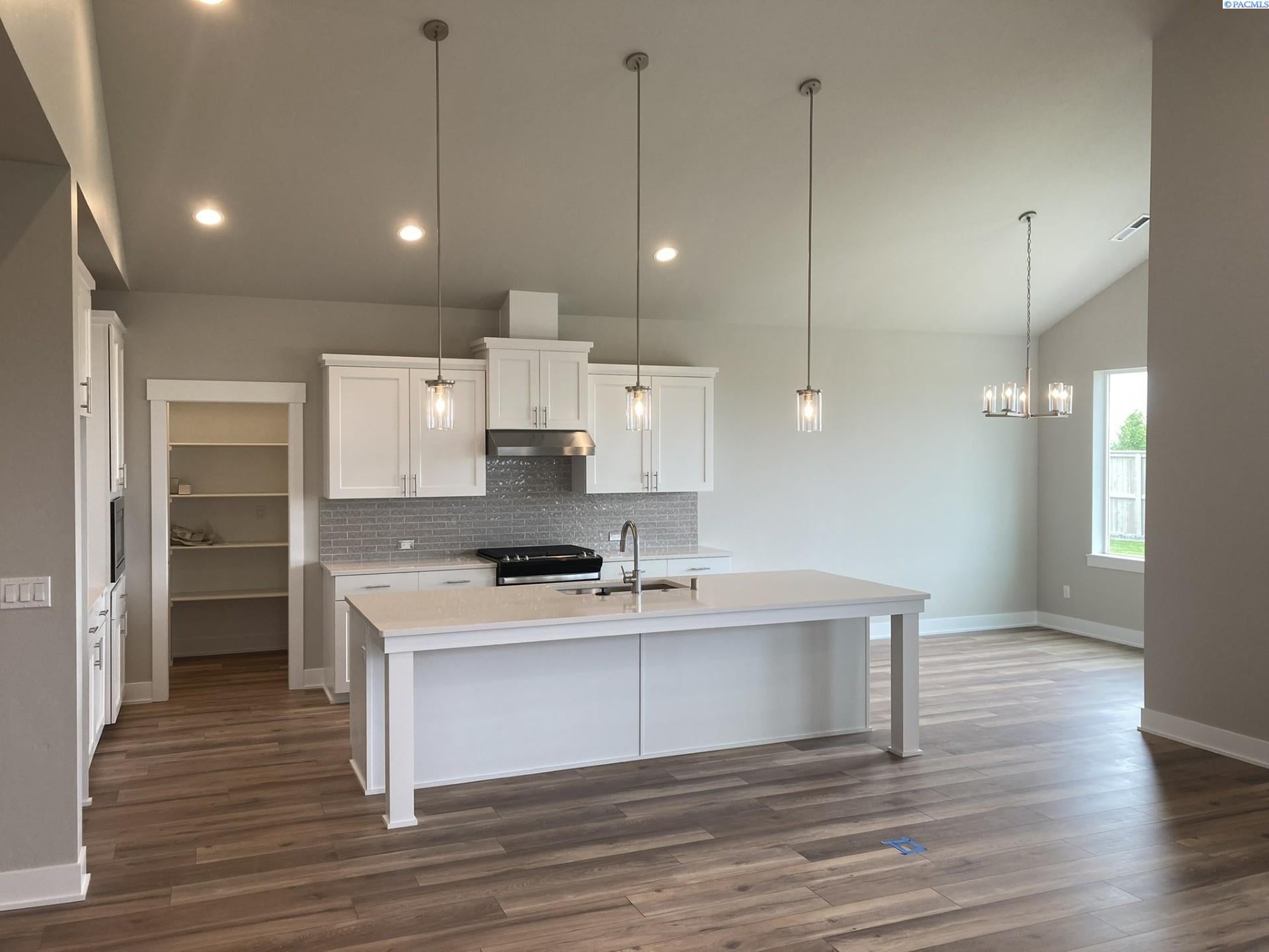 3204 Quail Rdg Loop Richland, WA 99354 - Photo 2 of 17 Gallery Image 2