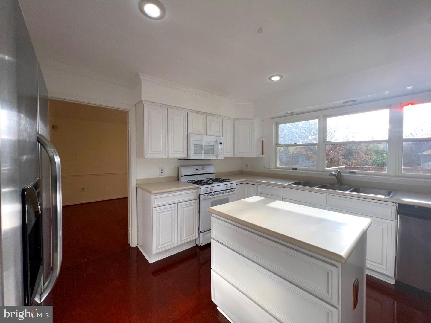 1408 Golf Course Drive Bowie, MD 20721 - Photo 18 of 44