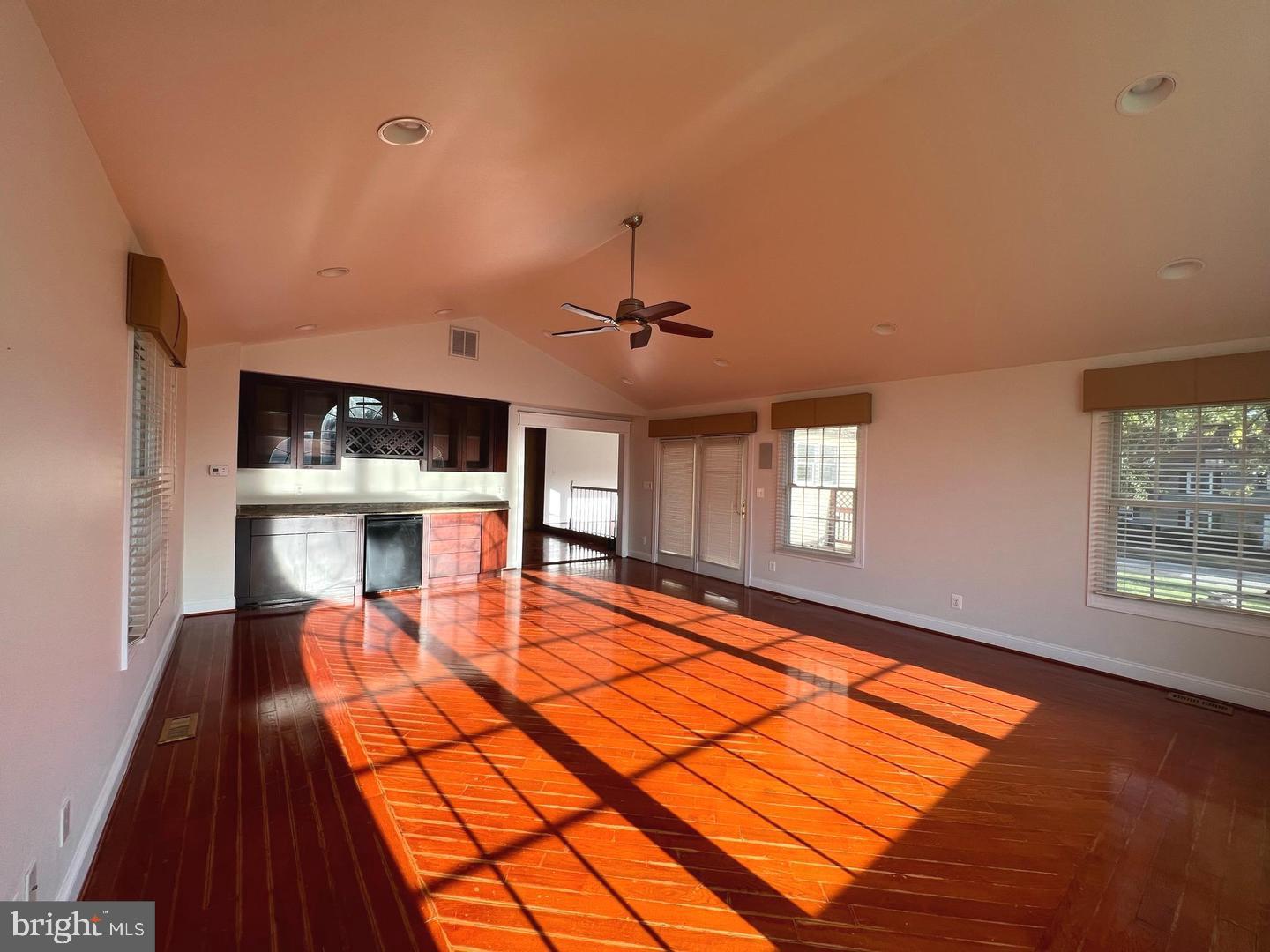 1408 Golf Course Drive Bowie, MD 20721 - Photo 27 of 44