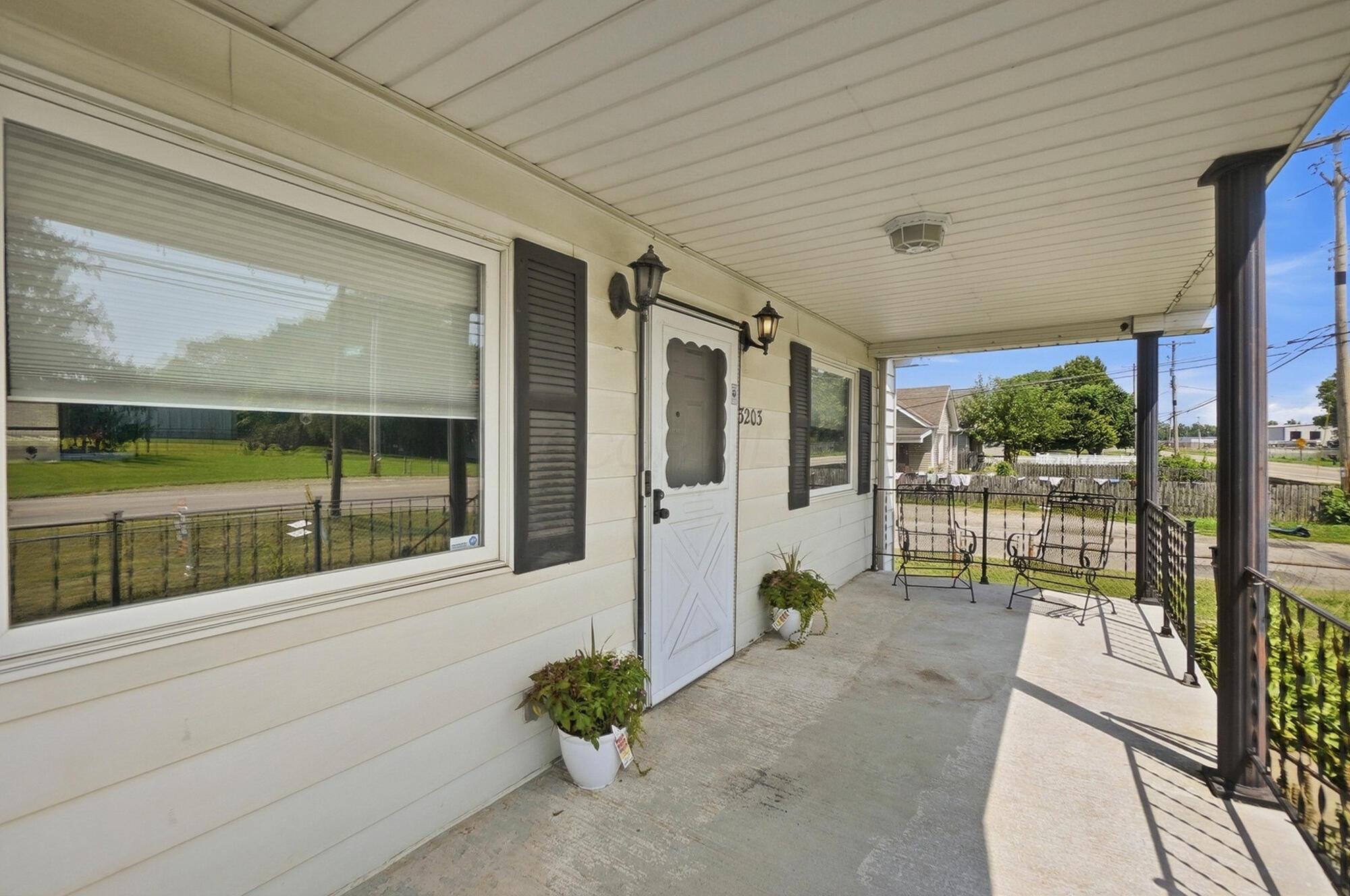 3203 Lockbourne Road Columbus, OH 43207 - Photo 5 of 74 024
