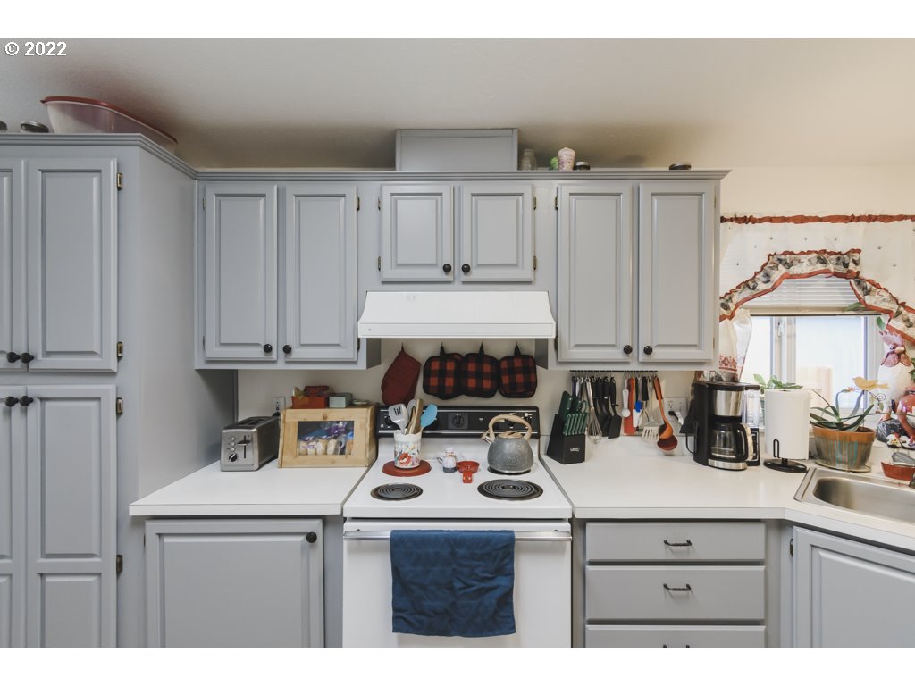 2151 Three Lakes Road Southeast, Unit 46 Albany, OR 97322 - Photo 6 of 28 Gallery Image 6