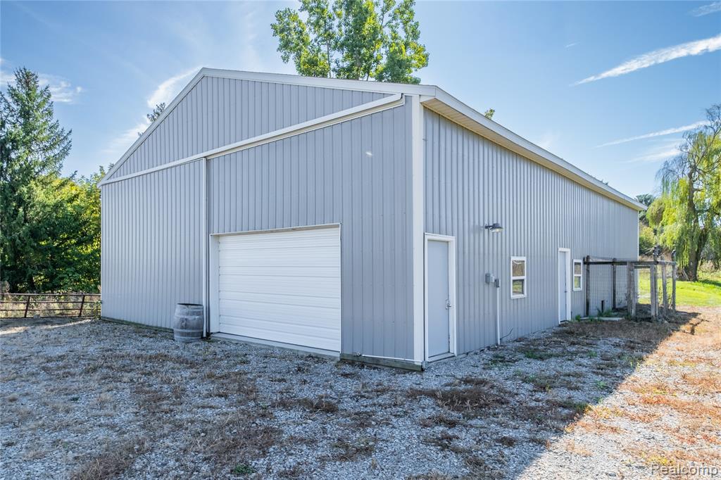 4985 Hollenbeck Road Columbiaville, MI 48421 - Photo 23 of 35
