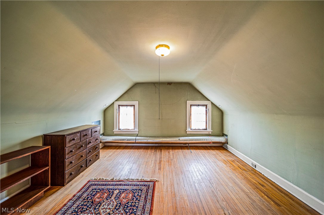 18000 Maplecliff Road Cleveland, OH 44119 - Photo 30 of 46 Bonus room/4th bedroom with vaulted ceiling and light wood-type flooring