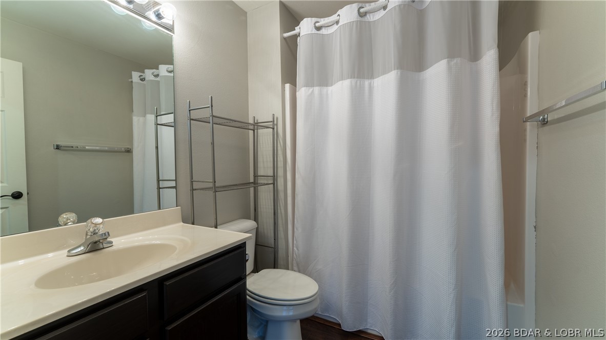 194 Sac Road, Unit D302 Sunrise Beach, MO 65079 - Photo 15 of 31
