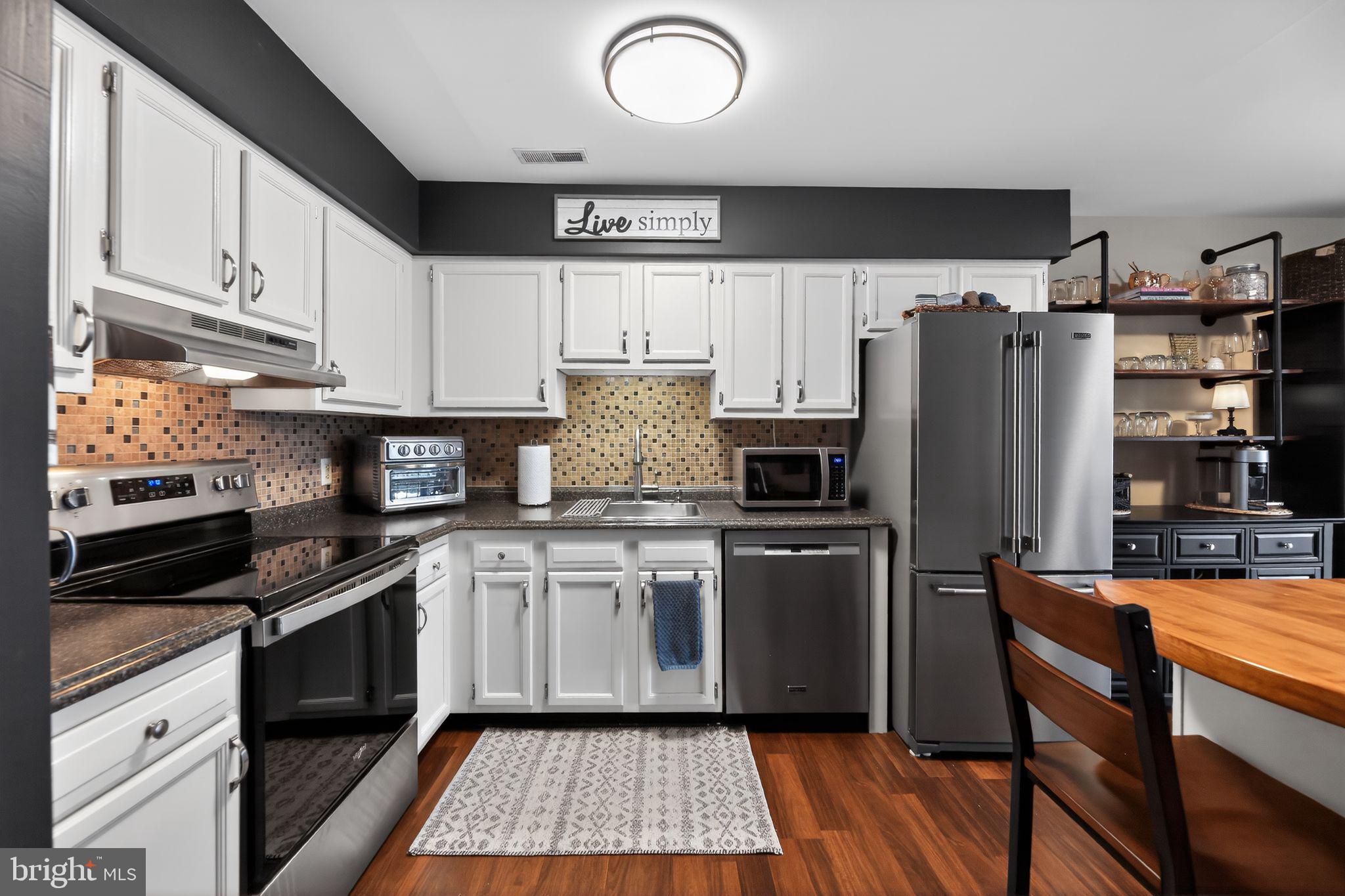 52 Summit Court Marlton, NJ 08053 - Photo 4 of 30