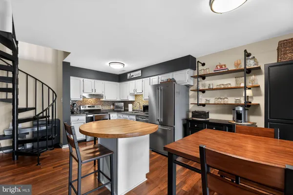 $289,900 | 52 Summit Court, Marlton, NJ 08053