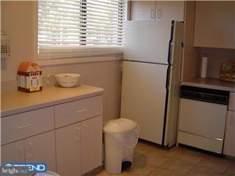 219 Probasco Road East Windsor, NJ 08520 - Photo 4 of 12 Kitchen